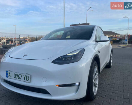 Білий Тесла Model Y, об'ємом двигуна 0 л та пробігом 60 тис. км за 24900 $, фото 10 на Automoto.ua