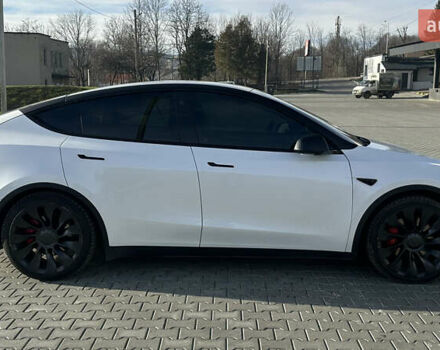 Білий Тесла Model Y, об'ємом двигуна 0 л та пробігом 63 тис. км за 28700 $, фото 6 на Automoto.ua