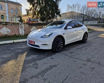 Білий Тесла Model Y, об'ємом двигуна 0 л та пробігом 97 тис. км за 24000 $, фото 1 на Automoto.ua