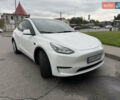 Білий Тесла Model Y, об'ємом двигуна 0 л та пробігом 82 тис. км за 25499 $, фото 3 на Automoto.ua