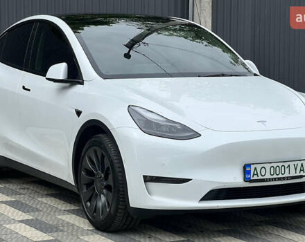 Белый Тесла Model Y, объемом двигателя 0 л и пробегом 90 тыс. км за 34999 $, фото 6 на Automoto.ua