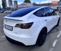 Белый Тесла Model Y, объемом двигателя 0 л и пробегом 26 тыс. км за 47700 $, фото 14 на Automoto.ua