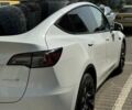 Белый Тесла Model Y, объемом двигателя 0 л и пробегом 49 тыс. км за 28000 $, фото 1 на Automoto.ua
