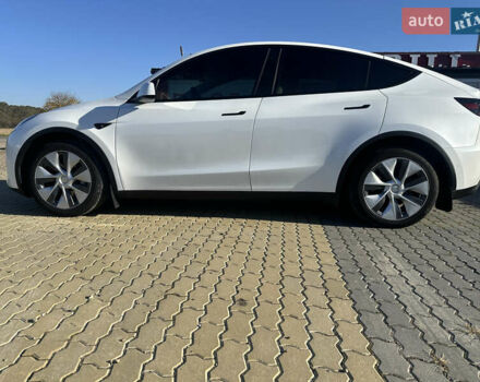 Белый Тесла Model Y, объемом двигателя 0 л и пробегом 55 тыс. км за 36800 $, фото 6 на Automoto.ua