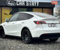 Білий Тесла Model Y, об'ємом двигуна 0 л та пробігом 62 тис. км за 27400 $, фото 54 на Automoto.ua
