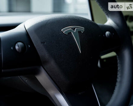 Белый Тесла Model Y, объемом двигателя 0 л и пробегом 10 тыс. км за 27900 $, фото 36 на Automoto.ua