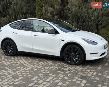Белый Тесла Model Y, объемом двигателя 0 л и пробегом 129 тыс. км за 27400 $, фото 9 на Automoto.ua