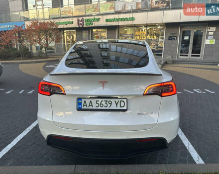 Белый Тесла Model Y, объемом двигателя 0 л и пробегом 80 тыс. км за 31500 $, фото 5 на Automoto.ua