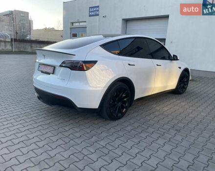 Білий Тесла Model Y, об'ємом двигуна 0 л та пробігом 167 тис. км за 24999 $, фото 6 на Automoto.ua