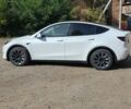 Білий Тесла Model Y, об'ємом двигуна 0 л та пробігом 68 тис. км за 21700 $, фото 2 на Automoto.ua