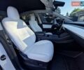 Белый Тесла Model Y, объемом двигателя 0 л и пробегом 48 тыс. км за 27000 $, фото 29 на Automoto.ua