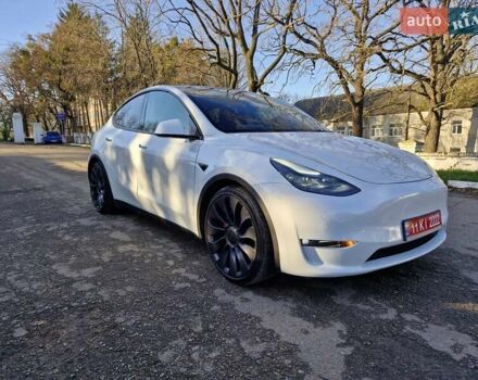 Білий Тесла Model Y, об'ємом двигуна 0 л та пробігом 97 тис. км за 24000 $, фото 5 на Automoto.ua