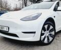 Білий Тесла Model Y, об'ємом двигуна 0 л та пробігом 48 тис. км за 41800 $, фото 32 на Automoto.ua