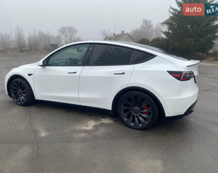 Белый Тесла Model Y, объемом двигателя 0 л и пробегом 58 тыс. км за 29500 $, фото 13 на Automoto.ua