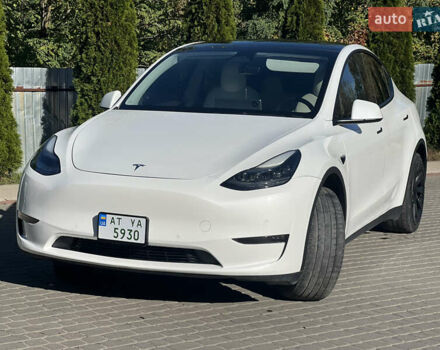Белый Тесла Model Y, объемом двигателя 0 л и пробегом 69 тыс. км за 25900 $, фото 9 на Automoto.ua