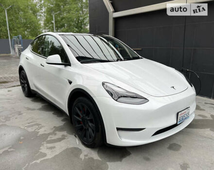 Білий Тесла Model Y, об'ємом двигуна 0 л та пробігом 12 тис. км за 42200 $, фото 8 на Automoto.ua