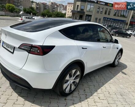 Белый Тесла Model Y, объемом двигателя 0 л и пробегом 29 тыс. км за 23999 $, фото 25 на Automoto.ua