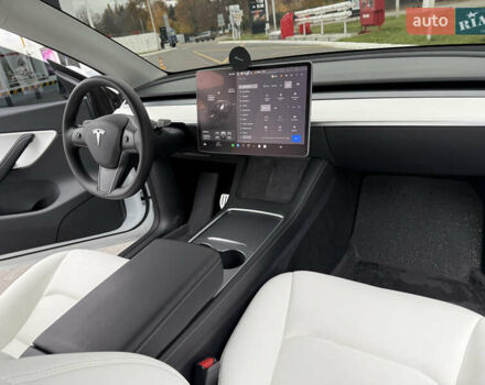 Білий Тесла Model Y, об'ємом двигуна 0 л та пробігом 38 тис. км за 28500 $, фото 9 на Automoto.ua