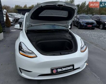 Тесла Model Y 2022 в Ровно на Automoto.ua Белый Тесла Model Y, объемом двигателя 0 л и пробегом 83 тыс. км за 22500 $, фото 60 на Automoto.ua