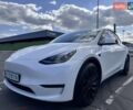 Белый Тесла Model Y, объемом двигателя 0 л и пробегом 26 тыс. км за 47700 $, фото 11 на Automoto.ua