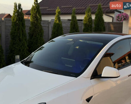 Белый Тесла Model Y, объемом двигателя 0 л и пробегом 59 тыс. км за 30500 $, фото 14 на Automoto.ua