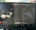 Белый Тесла Model Y, объемом двигателя 0 л и пробегом 59 тыс. км за 28800 $, фото 62 на Automoto.ua