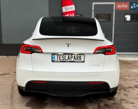 Білий Тесла Model Y, об'ємом двигуна 0 л та пробігом 60 тис. км за 28500 $, фото 8 на Automoto.ua