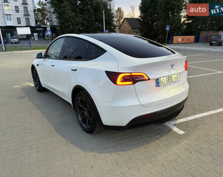 Белый Тесла Model Y, объемом двигателя 0 л и пробегом 81 тыс. км за 25900 $, фото 30 на Automoto.ua