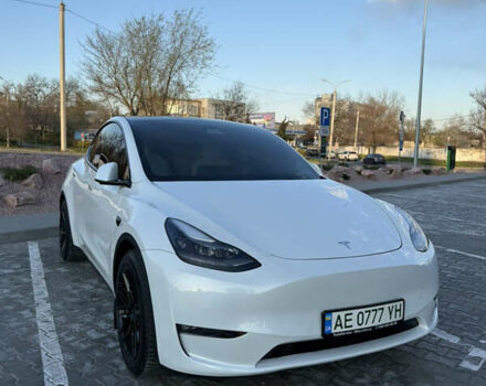 Белый Тесла Model Y, объемом двигателя 0 л и пробегом 50 тыс. км за 27999 $, фото 3 на Automoto.ua