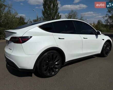 Белый Тесла Model Y, объемом двигателя 0 л и пробегом 56 тыс. км за 26000 $, фото 21 на Automoto.ua