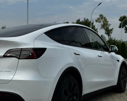Белый Тесла Model Y, объемом двигателя 0 л и пробегом 91 тыс. км за 29600 $, фото 4 на Automoto.ua