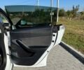 Белый Тесла Model Y, объемом двигателя 0 л и пробегом 12 тыс. км за 30500 $, фото 54 на Automoto.ua