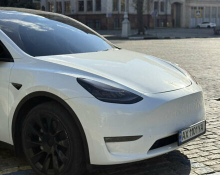 Белый Тесла Model Y, объемом двигателя 0 л и пробегом 32 тыс. км за 33000 $, фото 3 на Automoto.ua