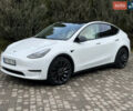 Белый Тесла Model Y, объемом двигателя 0 л и пробегом 129 тыс. км за 23500 $, фото 1 на Automoto.ua