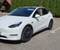 Белый Тесла Model Y, объемом двигателя 0 л и пробегом 62 тыс. км за 30700 $, фото 1 на Automoto.ua