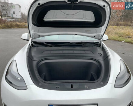 Білий Тесла Model Y, об'ємом двигуна 0 л та пробігом 66 тис. км за 35000 $, фото 10 на Automoto.ua