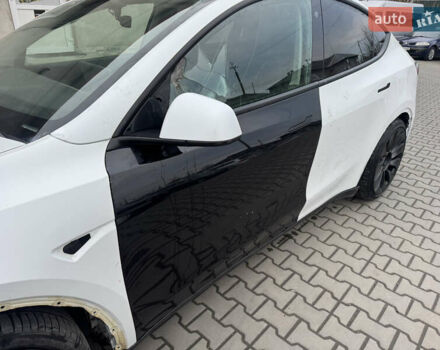 Белый Тесла Model Y, объемом двигателя 0 л и пробегом 29 тыс. км за 21700 $, фото 9 на Automoto.ua