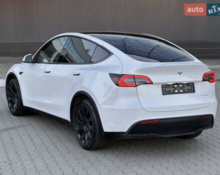 Белый Тесла Model Y, объемом двигателя 0 л и пробегом 47 тыс. км за 25900 $, фото 7 на Automoto.ua
