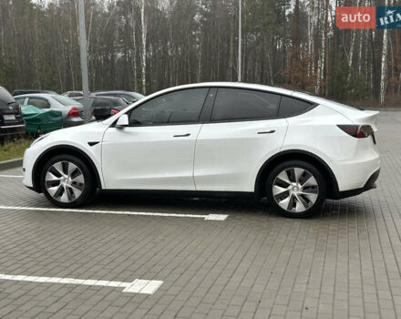Белый Тесла Model Y, объемом двигателя 0 л и пробегом 117 тыс. км за 24999 $, фото 9 на Automoto.ua