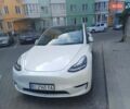 Белый Тесла Model Y, объемом двигателя 0 л и пробегом 61 тыс. км за 26000 $, фото 1 на Automoto.ua