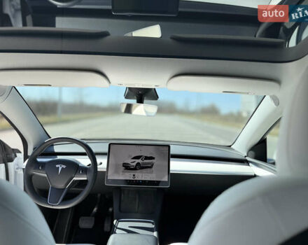 Белый Тесла Model Y, объемом двигателя 0 л и пробегом 35 тыс. км за 33000 $, фото 19 на Automoto.ua