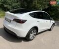 Белый Тесла Model Y, объемом двигателя 0 л и пробегом 17 тыс. км за 24777 $, фото 29 на Automoto.ua