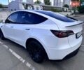 Белый Тесла Model Y, объемом двигателя 0 л и пробегом 26 тыс. км за 47700 $, фото 16 на Automoto.ua