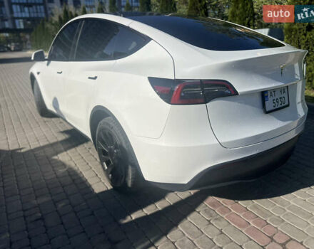 Белый Тесла Model Y, объемом двигателя 0 л и пробегом 69 тыс. км за 25900 $, фото 3 на Automoto.ua