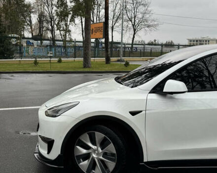 Білий Тесла Model Y, об'ємом двигуна 0 л та пробігом 96 тис. км за 22499 $, фото 4 на Automoto.ua