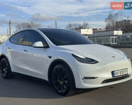 Білий Тесла Model Y, об'ємом двигуна 0 л та пробігом 53 тис. км за 28000 $, фото 8 на Automoto.ua