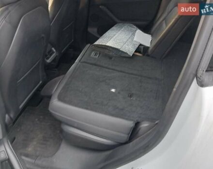 Белый Тесла Model Y, объемом двигателя 0 л и пробегом 71 тыс. км за 23200 $, фото 5 на Automoto.ua