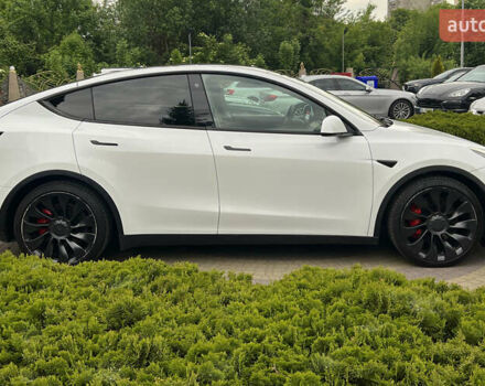 Білий Тесла Model Y, об'ємом двигуна 0 л та пробігом 23 тис. км за 37500 $, фото 7 на Automoto.ua