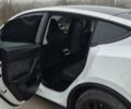 Белый Тесла Model Y, объемом двигателя 0 л и пробегом 27 тыс. км за 29000 $, фото 21 на Automoto.ua