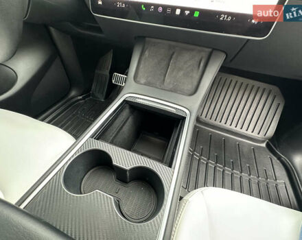 Белый Тесла Model Y, объемом двигателя 0 л и пробегом 117 тыс. км за 24999 $, фото 20 на Automoto.ua